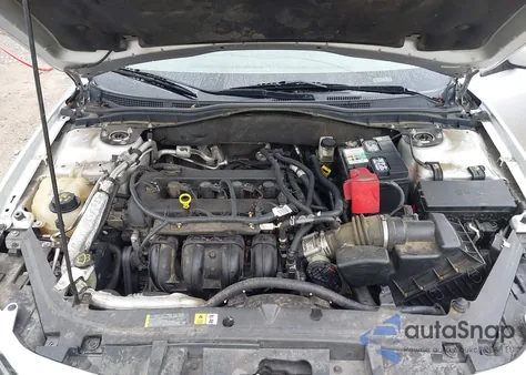 2012 Ford Fusion Se z USA, uszkodzony, nr VIN 3FAHP0HA8CR402628